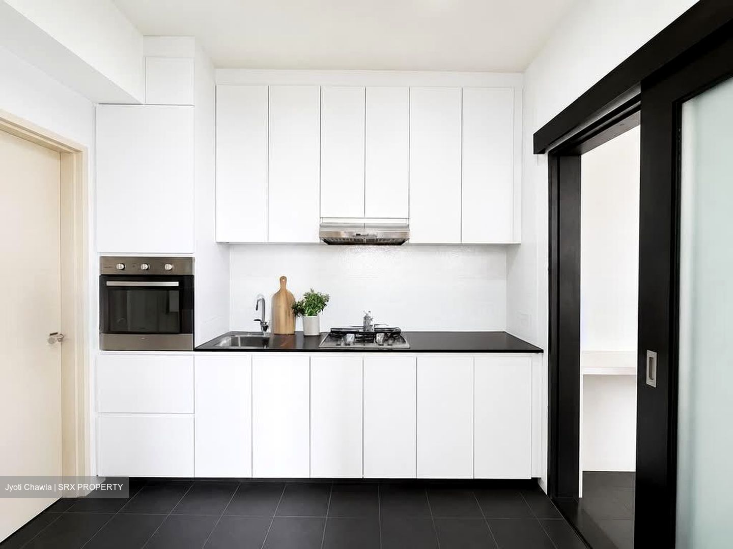 Mandarin Gardens (D15), Condominium #580395111